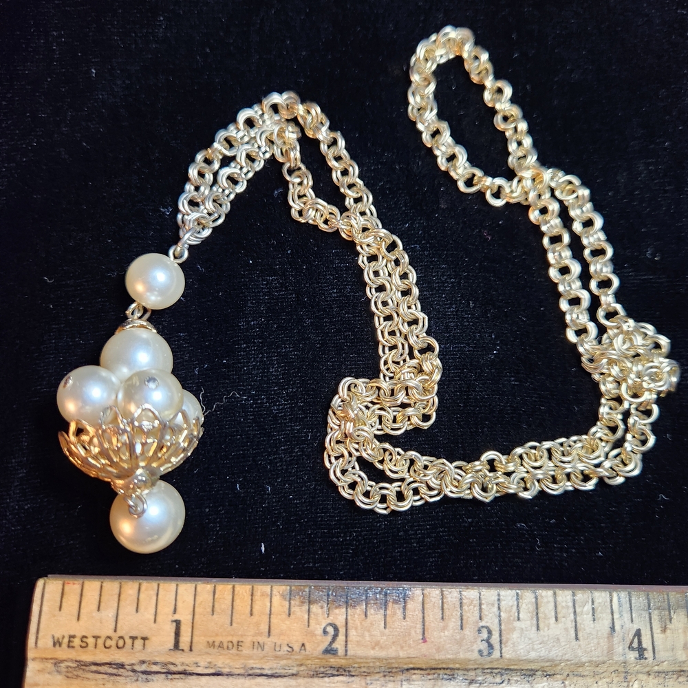 Vintage Necklace Gold Tone Double Chain Pearl Cluster Simulated Fashion Jewelry